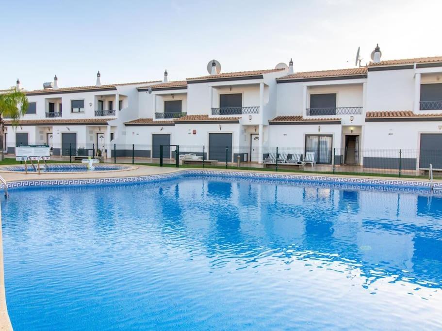 Magnolia O House - Pool View & Privat Garden & Garage Villa Albufeira Kültér fotó