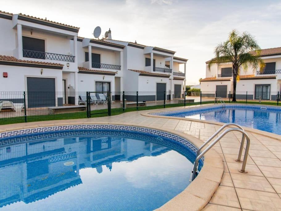 Magnolia O House - Pool View & Privat Garden & Garage Villa Albufeira Kültér fotó