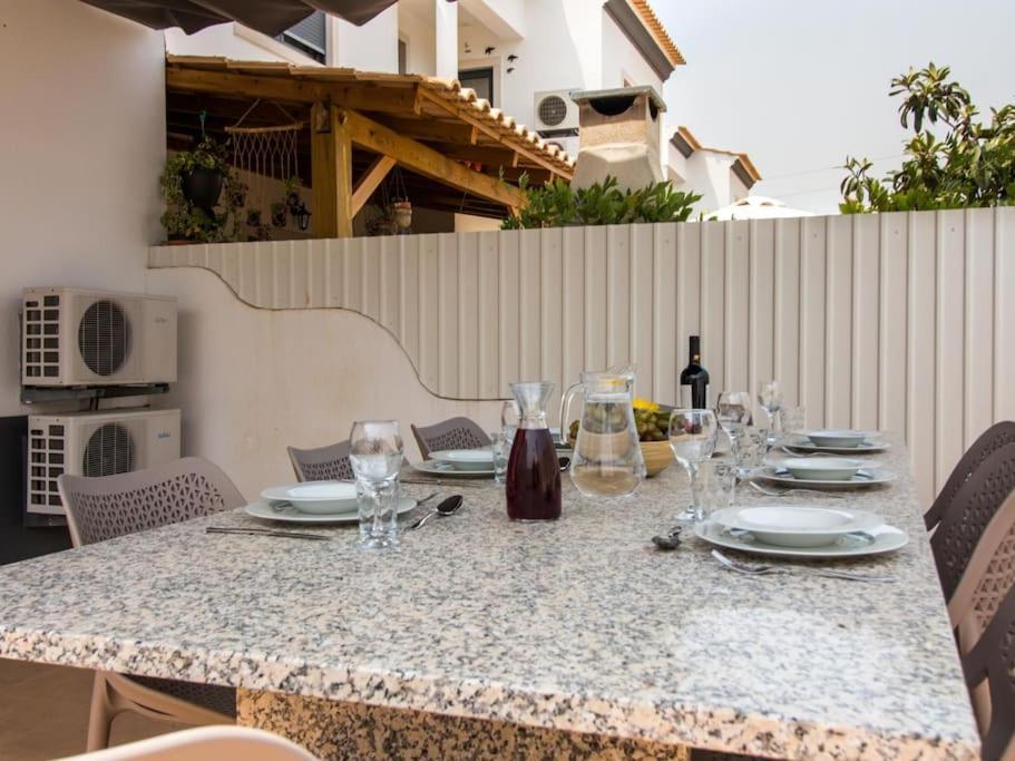 Magnolia O House - Pool View & Privat Garden & Garage Villa Albufeira Kültér fotó