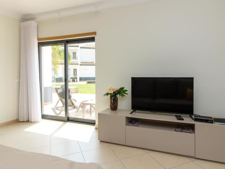 Magnolia O House - Pool View & Privat Garden & Garage Villa Albufeira Kültér fotó